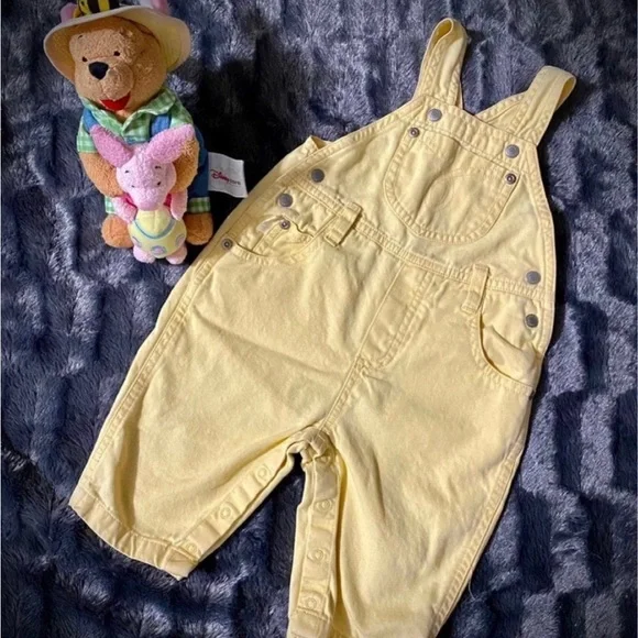 Bundle of 4 pcs cute baby girls clothing (Gap baby & Old Naby Baby) - Picture 5 of 12